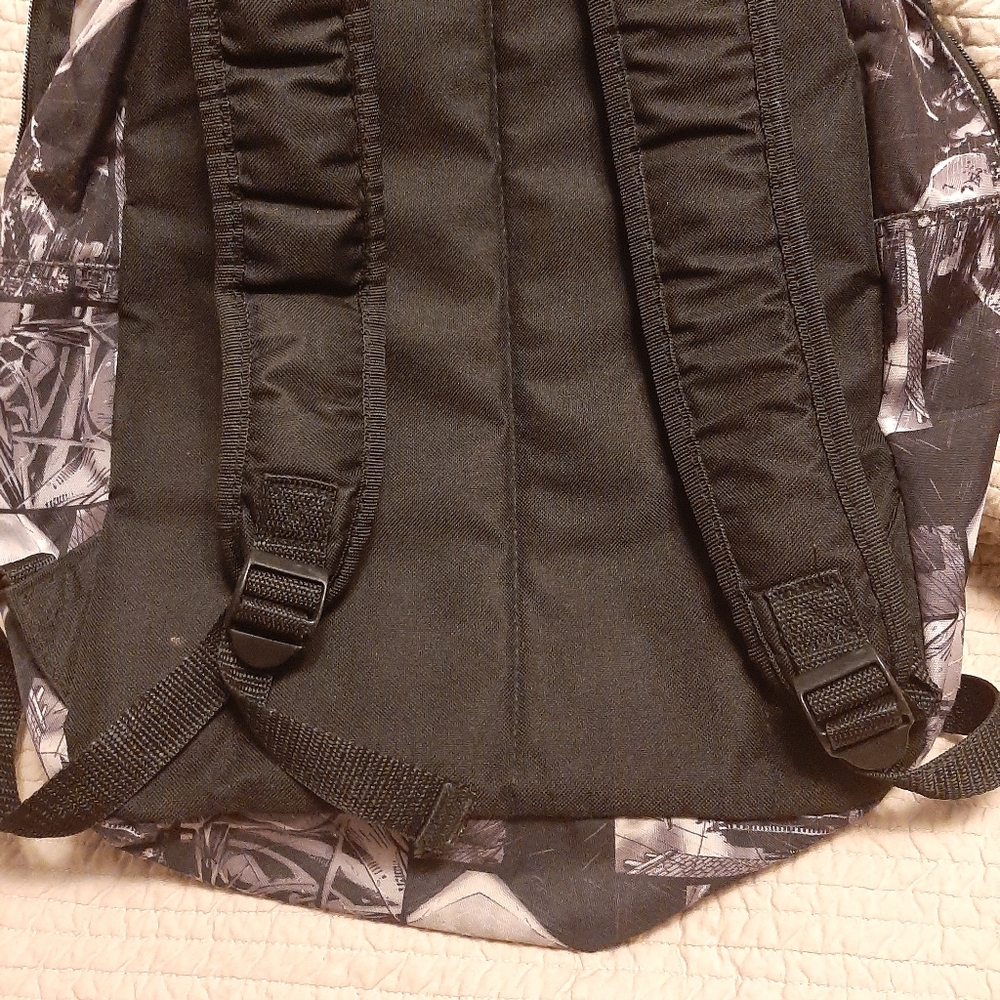 Batman Backpack - Picture 5 of 6